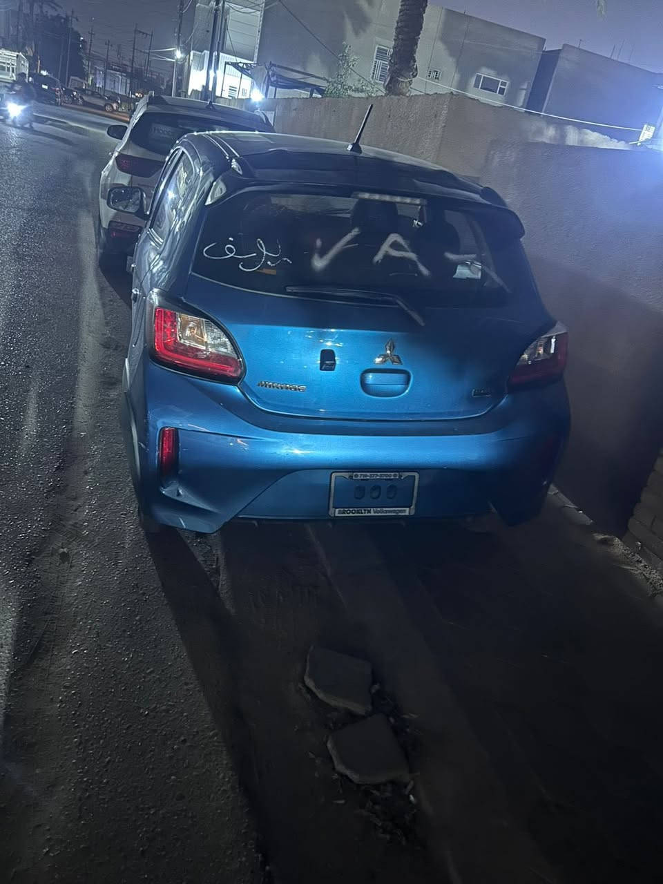 ميراج 24 شاشه وتحكمات ويل كب ضربتها خفيفه
*********** اتصل وتدلل مكان السياره كربلاء
