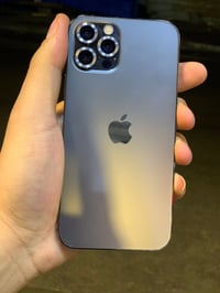 آيفون ١٢ برو • ١٢٨ • مكان الدورة