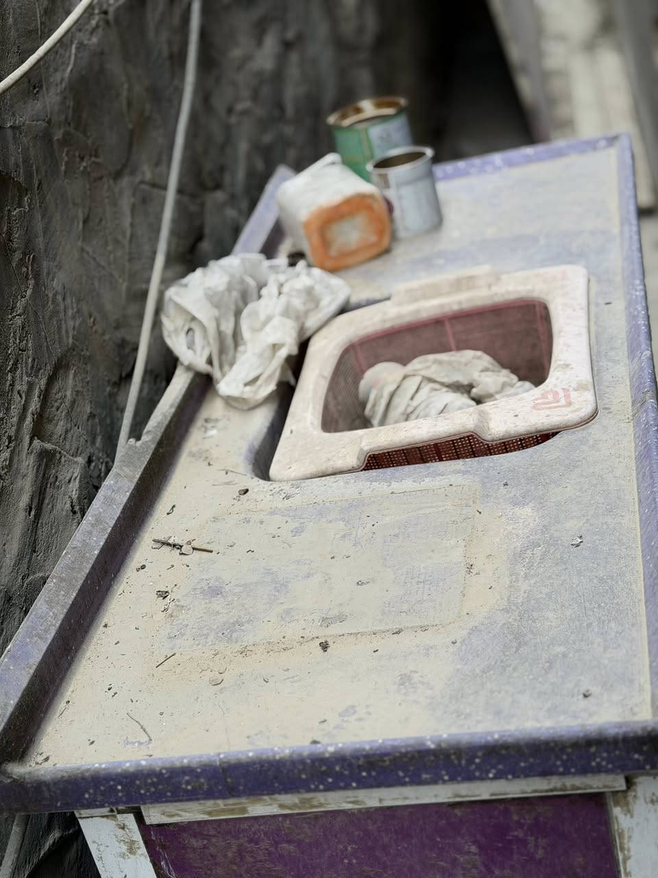 للبيع مكانهم حي العسكري
هاتف ***********
