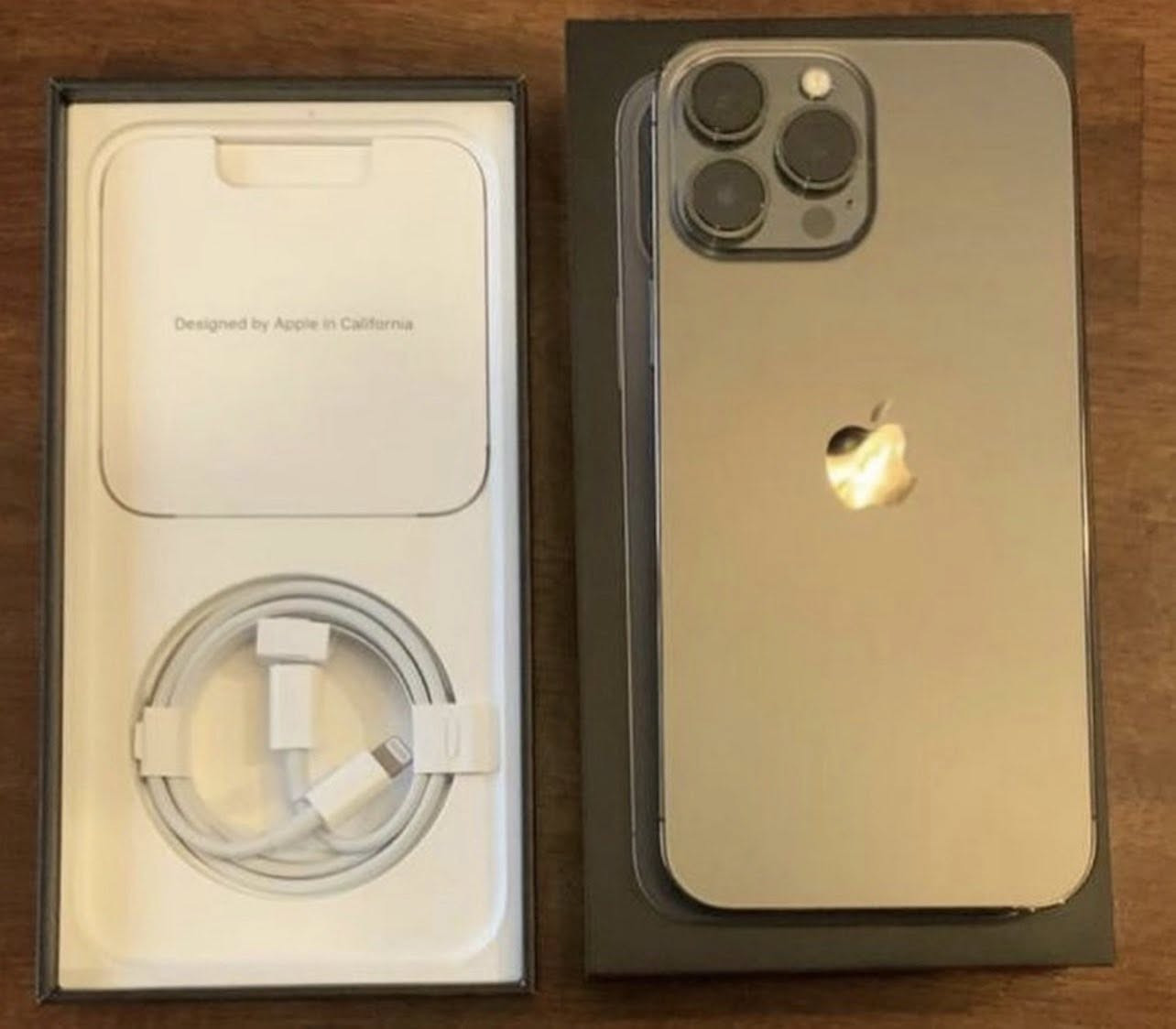 السلام عليكم
آيفون 13 برو ماكس  للبيع💸

ذاكره 256

بطاريه 87 🔋

ملاحضه: الجهاز جداً نضيف
جهاز عربي شراق اوسط
المكان بغداد البيجيه📍

توصيل متوفر 🚚 

السعر : 680 الف قفله 

اذا تحب تستفسر اكثر الرقم وتساب فقط*********** ☎️
