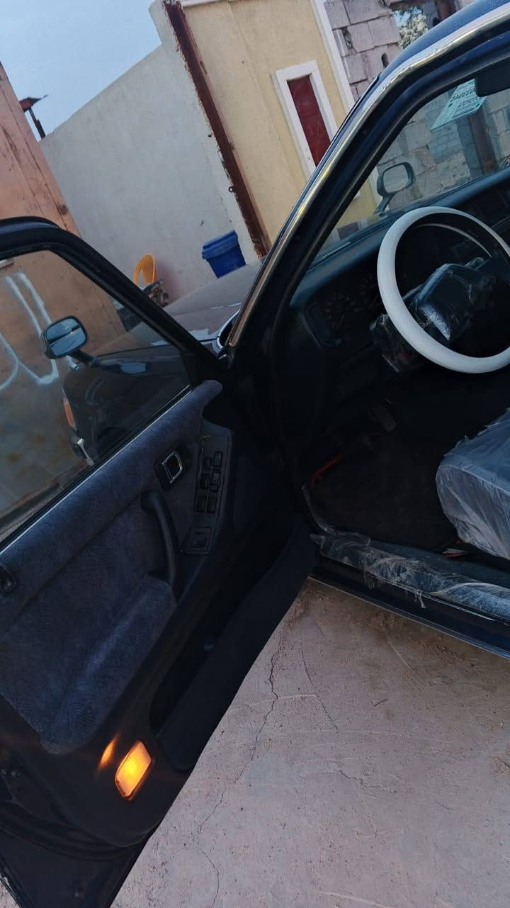 سلام عليكم 
ارنب كراون مديل 93
مكينه اثنين ونص
رقم نجليزي بسمي سنويه 29 سياره معمره تعمير جديد تبريد خير من الله حداديه مكفوله كص ونقل جثه تخم تاير جديد سعر 85 بي مجال بصيط 
العوان بصره زبير  مكلف بنشر 
هذا رقم صاحب سياره  ***********
