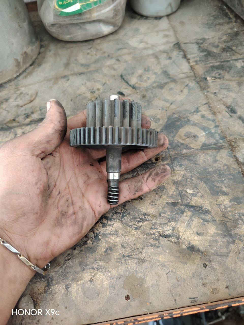 يالله سلام عليكم يوجد غراض تفصيخ فؤرزة صفر 8 و10
خاص مفتوح او ***********

توصيل موجود كل المحافضات
