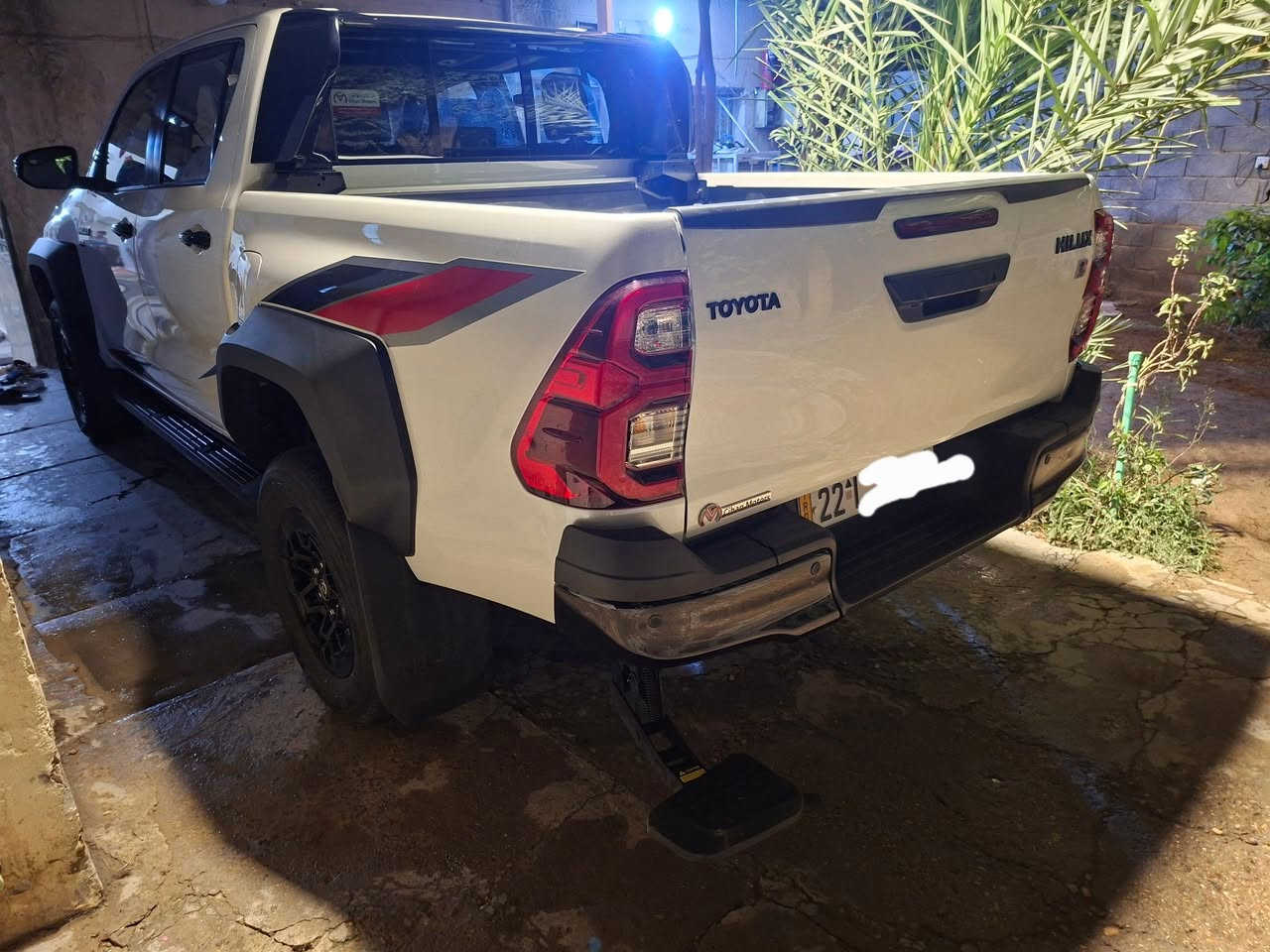 هايلوكس GR موديل 2025 رقم اربيل بآسم شركة فول مواصفات مكفولة كفالة عامة ماشية 3 الاف فقط مكانها بغداد شرط التحويل السعر 450$
***********
اتصال او واتساب
بيع فقط بدون مراوس
