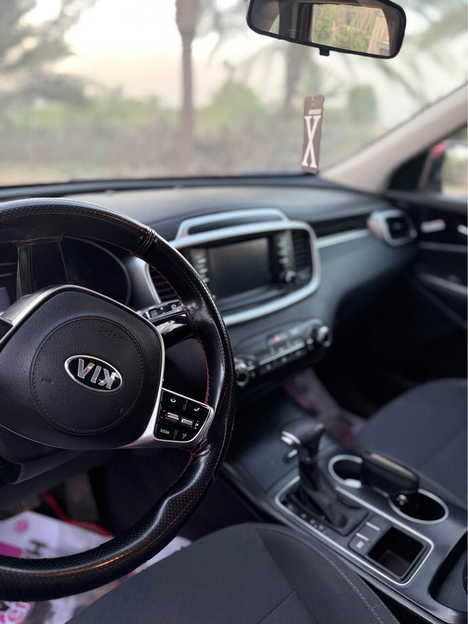 2019 Kia Sorento · Suv · المسافة المقطوعة: 87000 كم

بيها 4 قطع كلير رش بدون حادث 
*********** كربلاء, العراق
