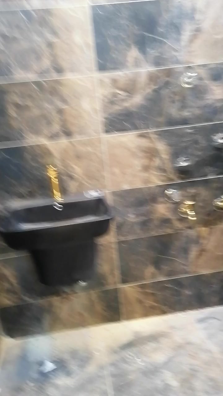 تم تقفيل بيت الاخ ابو محمد حسب طلب دوش قفاله
كافه التاسيسات الحديثه محمد سباك ***********
