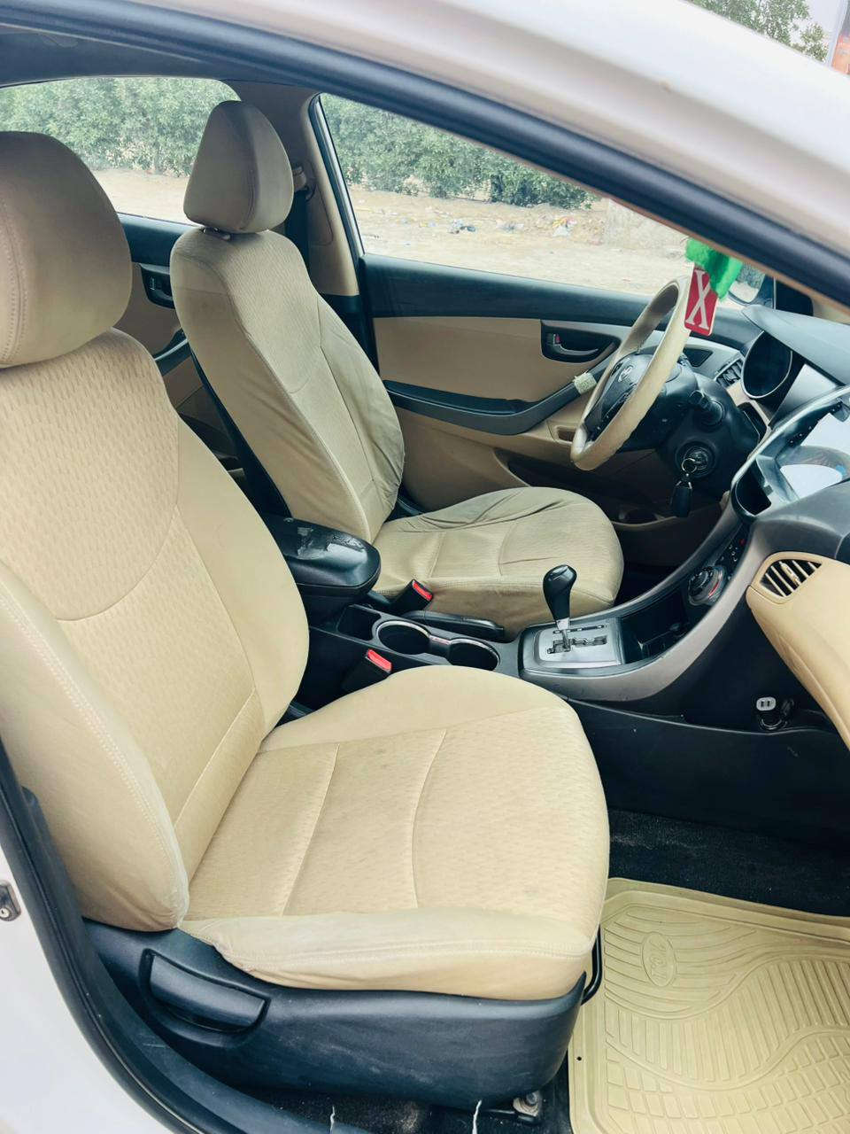 النترا خليجي موديل 2013
مكينه وكير وتبريد وحداده وطخم تاير جاهزه 
مكفوله ضربه وتبديل بيها تكحيلات بسيطه 
رقم بصره بسمي السعر 105
اخوان اني مكلف هاذ رقم راعيها ***********
