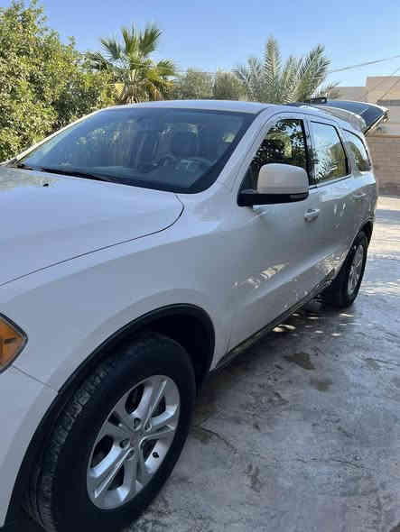 السلام عليكم 
دوج دورنكو 2012 كلين فقط بارد حك شبر بلجاملغ امامي مال السايق رقم بغداد شرط التحويل سنويه لل2027
7راكب سياره جديده مال بيت 
السعر 195 مكلف بلنشر 
للاتصال

‭0782 837 2623‬
