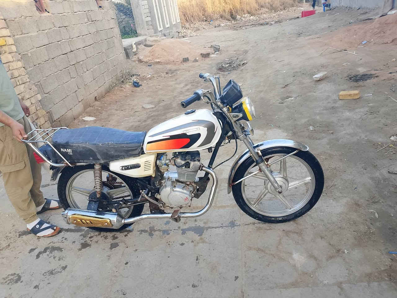 سلام عليكم دراجه للبيع نوع أرشا مديل 2017اوراق سكنر
سعر 280وبيها مجال 
مو شراي ليراسل
 ***********
