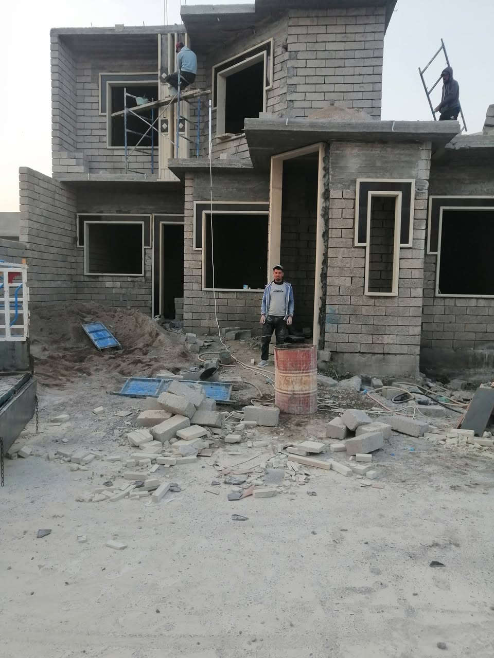الحمدالله تم انجاز العمل مالي من يرغب بل عمل يتصل عل خط والخاص مفتوح ***********
