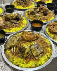 تجهيزات حسب الطلب اشتغل فريش يوجد توصيل وتدللون 07728854446