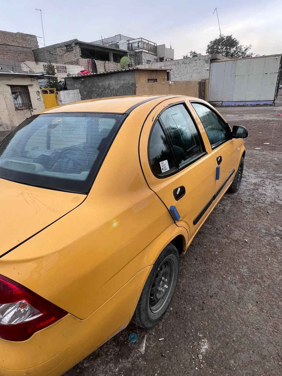 السلام عليكم طيبه موديل 2015 للبيع رقم بغداد مصفره هيئه مكينه وكير خير من الله السعر 35 وبيه مجال قليل العنوان بغداد رقم ***********
