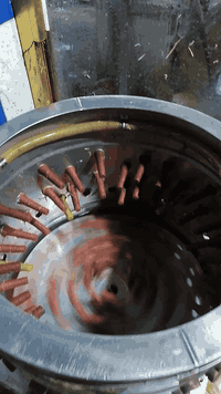 هلاسه للبيع اخت الجديده سعرها ٢٥٠ وبيها مجال بسيط مكاني سماوه رقمي ***********
