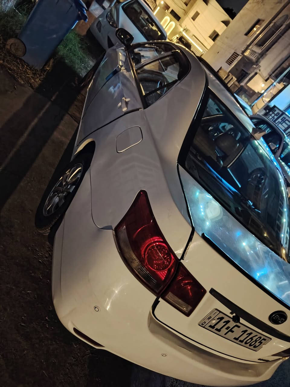 السلام علیکم
السلام علیکم
الرجاء الرجاء قرائة الوصف و التفاصيل جيدآ
 قبل الاتصال لطفآ. 
بي واي دي G3
موديل 2015 للبيع او المراوس مع النترا او كيا صول خصوصي فقط
و انطي الفرق بالقسط
لونها ابيض رقم بغداد رقم دولي بأسمي. 
السيارة الحمد شغالة و خالية من النواقص و الأعطال
تدفئة+تبريد شغال 
مع إضافة شاشة وكاميرا
والارضية مغلفة جلد
السيارة بيها حادث خفيف بأيدي انطخت ومعدل فقط بدون صبغ
بيها تعديل بارد بالجاملغ الأمامي الايسر وموضح بالصور بالإضافة إلى الباب الخلفي الأيمن بي رصعة خفيفة جدا و الدعامية الأمامية بيها بعض الشخوط يعني يحتاجلها صبغ او تبديل حسب رغبة اللي تصير من قسمته ان شاء الله
و الإطارات نصف عمر
الصدر والدبلات يمشن الحال
محركها وكيرها ممفتوح بيهم برغي
مسوي الفلاوين قبل سنة تقريبا وهسه بي صوت خفيف مرات يطلع ومرات لا
و الباقي كله مضمون و الكشر خالي من الصبغ او التعديل
السيارة ماشية 109 الف قابل للزيادة
السعر المطلوب $ 60 ورقة وبيها مجال جدا بسيط حك الجية
مكاني بغداد السيدية
هاتف ***********
