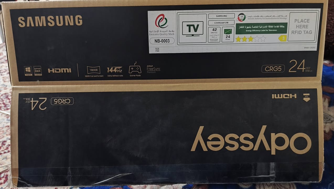 شاشه Samsung للبيع  24 انشcurved screen 
وتدعم خاصية amd freesync 1800R 

220السعر
 

رقمي ***********
