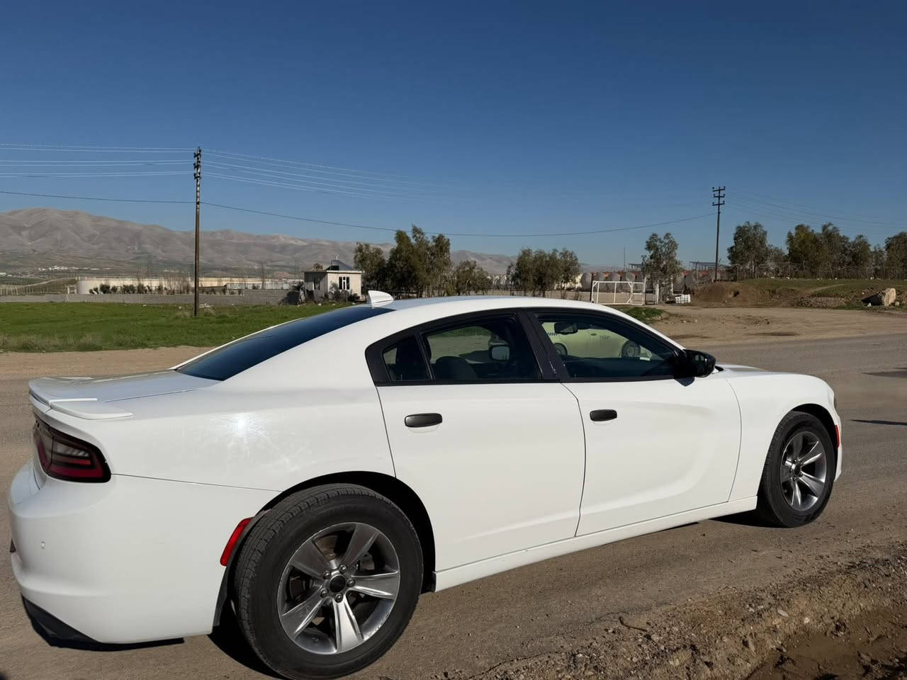 السلام عليكم جارجرsxt عادي  2015 رقم سليمانيه
سياره بيها بس بارد بسيط 
لا صبغ ولا حار سونار منشور 
سياره جاهزه للتحويل كامله من كلشي ترايها خير من الله 
السياره عروس ما عليها مصرف 
السياره عليها مكينه وكير 2021 جديد رمبه 
 ماشيه 126 وقابل للزياده
سعرها 205 والشراي بخدمته
مكان بغداد ساحة ميسلون
*********** واتساب
