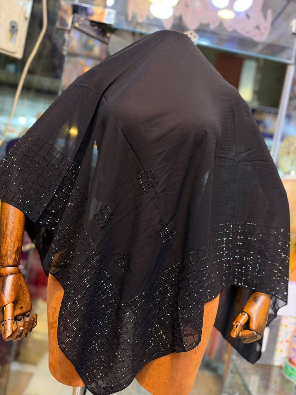 حجابات اسود سواد الفحم وكل الموديلات موجوده


**إذا كنت صاحب هذا الإعلان وتريد حذفه لأي سبب، رجاءا أرسل رسالة إلى الدعم الفني**