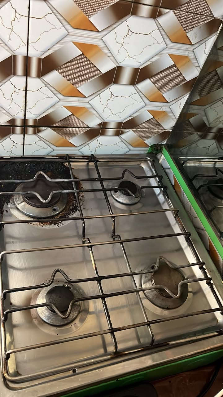 السلام عليكم طباخ نضيف سعر50 بي مجال وهاي نارة كدامكم


**إذا كنت صاحب هذا الإعلان وتريد حذفه لأي سبب، رجاءا أرسل رسالة إلى الدعم الفني**