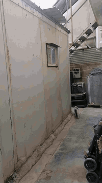 كرفان مخزن للبيع يرهم محل يرهم مخزن للبيع حجم الكرفان ٤ في ٣ سندوج الأ...