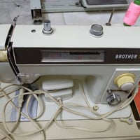مكينة خياطة • برذرز • نضيفه