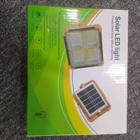 بروجيكتور LED • ٤ ألوان • شغال شمسي