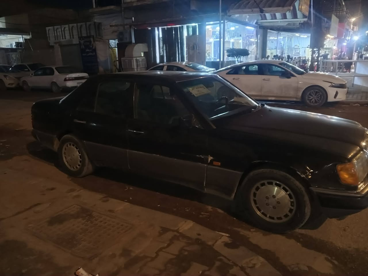 السلام عليكم
مارسيدس موديل 1987 رقم نجف باسم صاحبي مكينه 2500 بطه مكينه وكير مكفولات حداديه جديدة تبريد ثلج مكان السيارة نجف الحولي 
للاستفسار ***********
السعر 40 وبيها مجال
