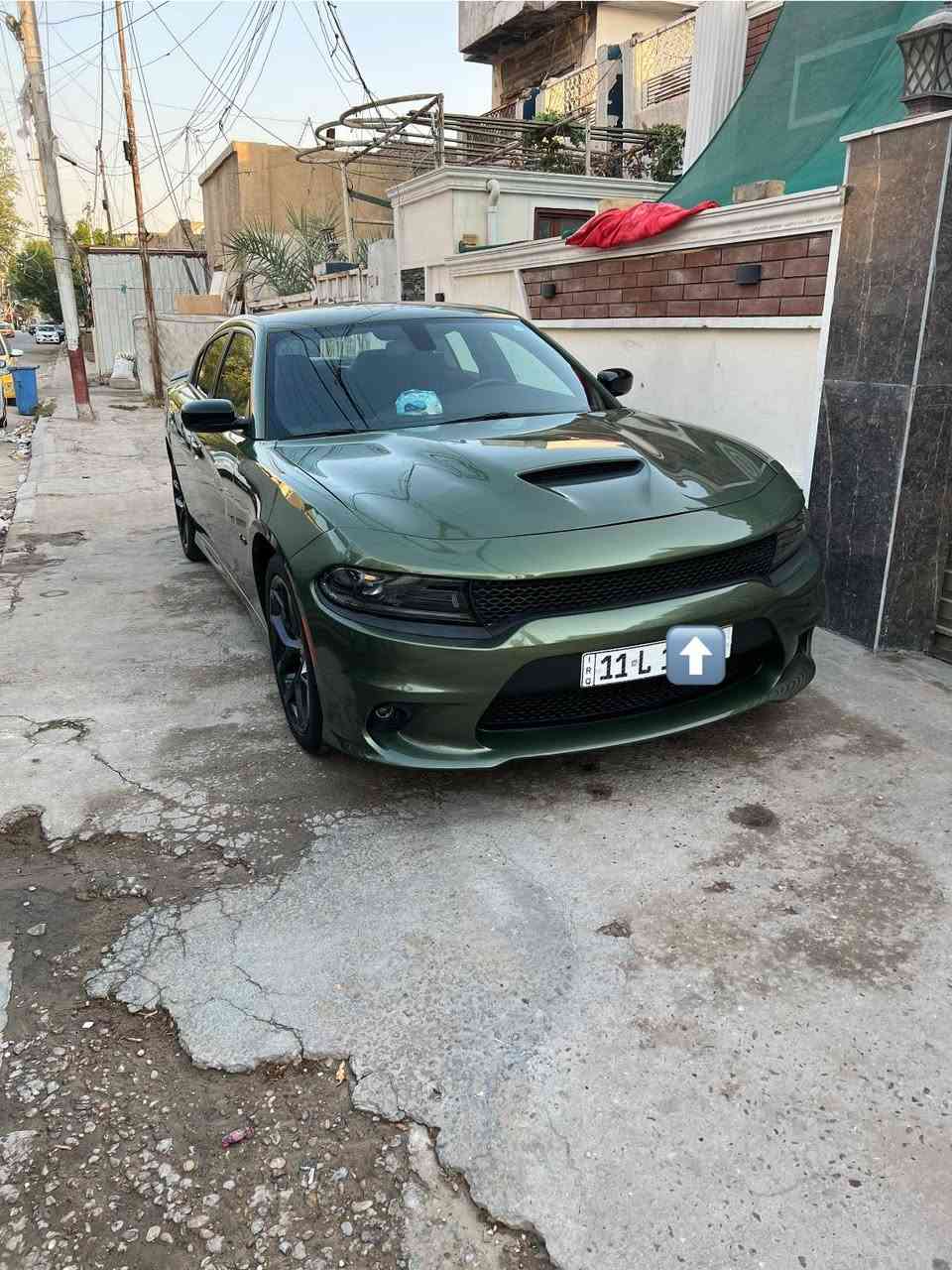 السلام عليكم اخواني جارجر موديل 2023 Rt مواصفات الRt معروفة ميحتاج اذكرها السيارة اني مستوردها ومرقمها بأسمي وصور الحادث كدامك ماشية 41 ml السيارة جاهزه من كلشي كدام عينك الايرباكات سليمة عجبتك على راسي ما تعجبك ان شاء الله تلكه الاحسن واعبر المنشور بكلمة ياالله والرزق للجميع يارب سعرهها 265 وبيها مجال قليل عنواني بغداد ساحة اللقاء ***********
