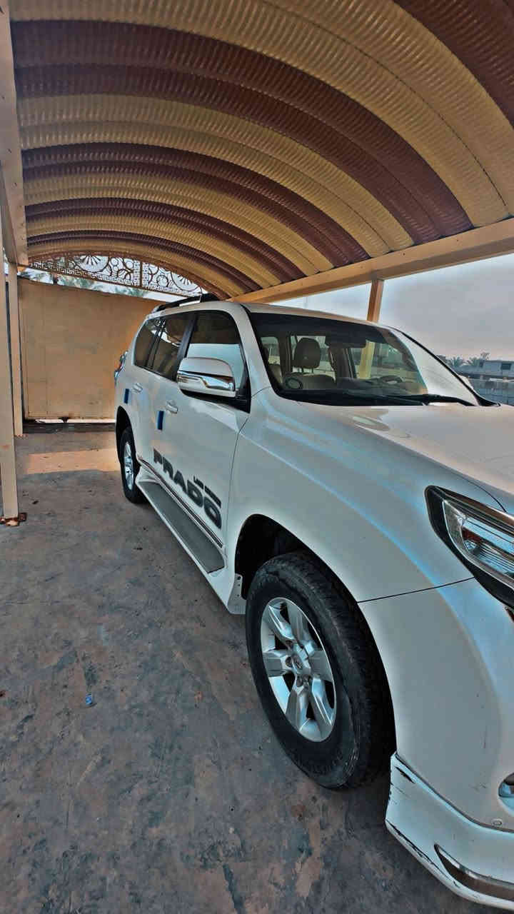 السلام عليكم برادو 2014ساز vx 
مكفوله كفاله عامه ماشيه 180
مكاني بغداد محموديه 
 تحويل ثاني يوم 
 332$بيه مجال 
***********
