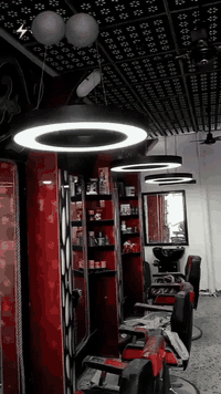 السلام عليكم ميز حلاقة  نضيف كلش  خشب درجة اولى 3 مريالت رتفاع فوك2متر  طول تقريبن فوك الاربعة  ويضغر  يرهم صالون نسائي
بسعر مناسب 400وبي مجال بسيط
مكاني بابل حصوة سكندرية
***********
