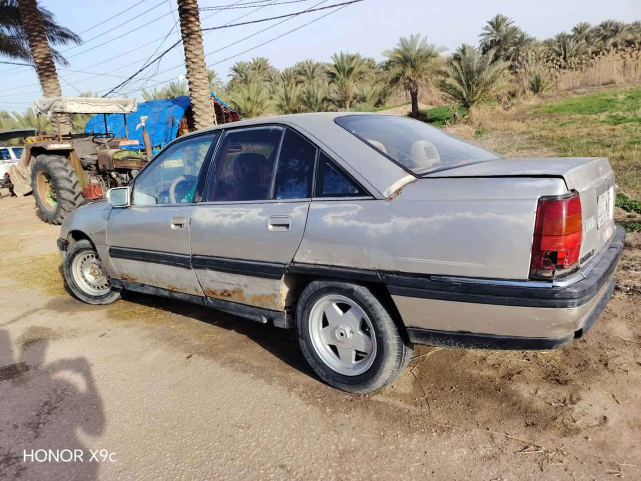 سلام عليكم اوبل لبيع سيارة حلوة انطيك مكينه وكير ورقم وشاصي عل شرط ولباقي غراض زينات مكان لاوبل ديولنيه قضاء غماس. السعر 14بيهه مجال قليل. *********** اتصل.
