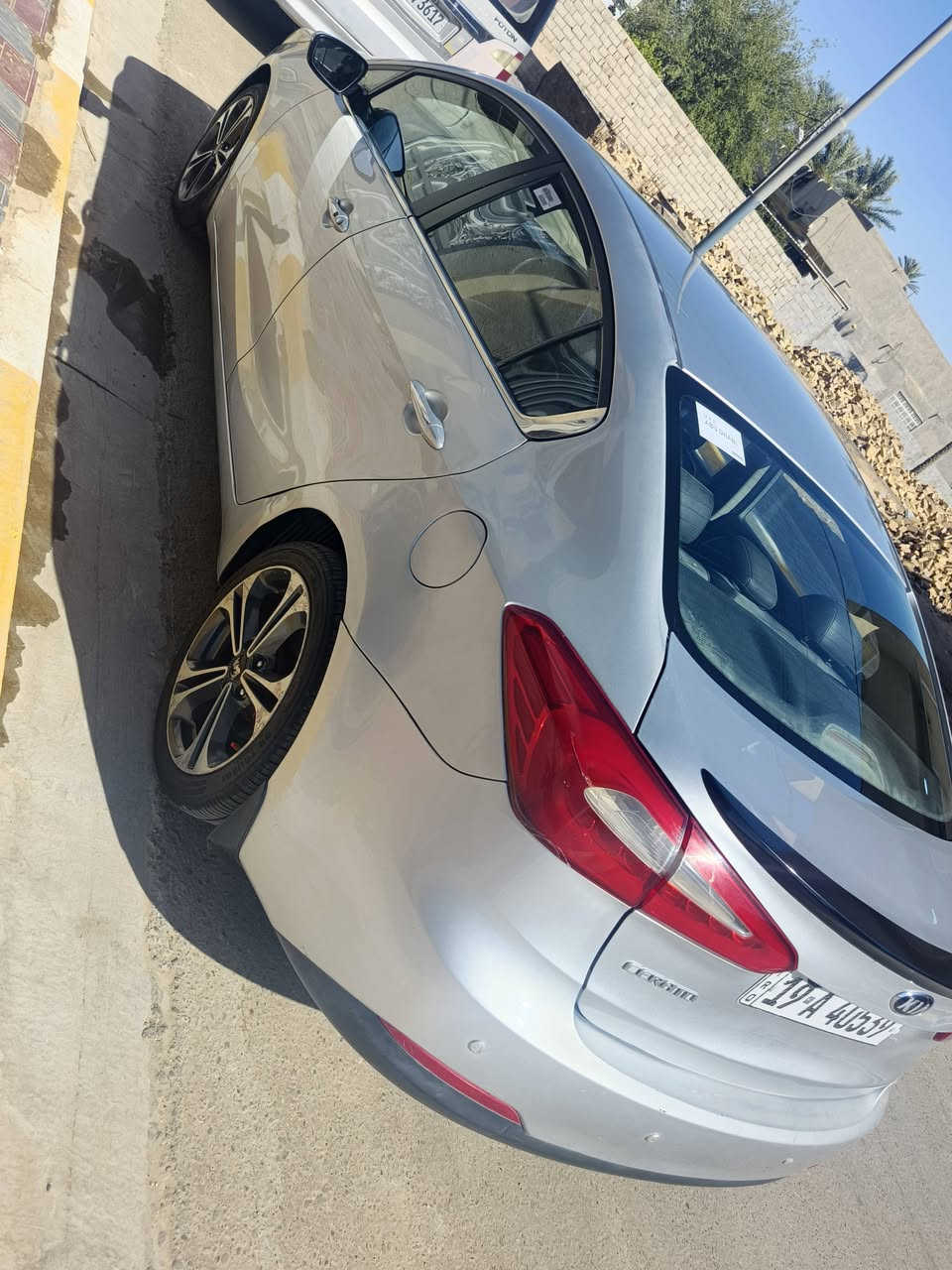 سيراتو خليجي موديل 2014 فول موصفات يرانيه راقم كربلاء بسمي نكليزي سياره جاهزه من كلشي  مكفولة من ضرار والفتح وتبديل قطعتين صبغ فقط السعر 113 الشراي ***********
