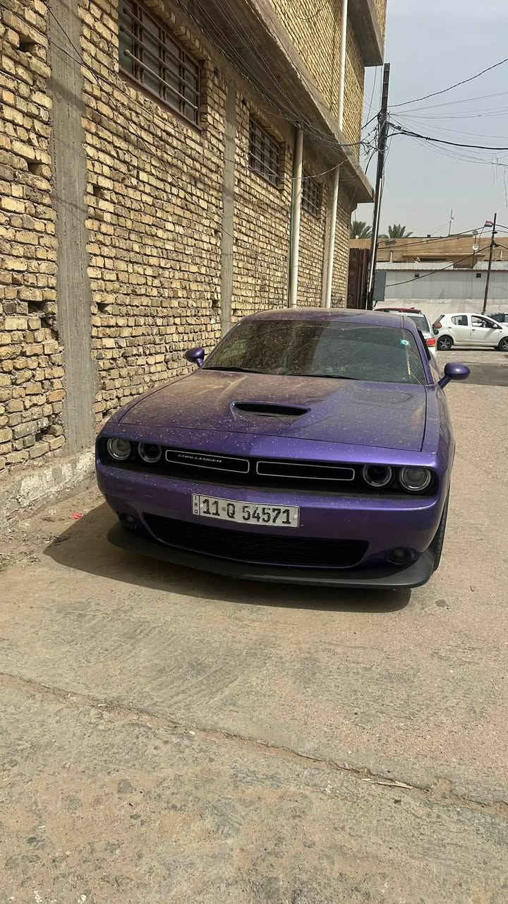 DØDGE CHΔLLENGER LΔST CΔLL GT 🇺🇸
نوع السيارة : دودج جالنجر جي تي النداء الاخير  🇺🇸
الموديل : [ 2023 ]
المحرك : [ V6 / 3.6 ] 
الگير : [ اوتوماتيك ]
الممشى : [ 33 الف ميل ]
اللون : [ بنفسجي - مميز ] 

الضرر فقط بنيد رش فقط سونار مرفق مع الصور القماره بدون رصعه شرط وكفاله لغد وشاصي سونار المندلاوي مااثق بي صراحه  ‼️

[ الـــــمـــواصــفـــــات ]

- شاشة كار بلي
- بصمة تشغيل + تشغيل عن بعد 
- كاميرا 
- سستم سماعات الباين
- مقاعد كهربائية 
- كشنات حضن
- سستم صوت الباين 
- ويل 20 
- حساسات خلفية
- وبقية المواصفات المعروفة 

السعر 21,800$ بيها مجال  مااقصر وياك  ✅

بيع او مراوس  

الموقع : [ الكوت /مركز المدينه ] 📍

للتواصل واتس اب او اتصال : [ ***********]

‏#dodge #challenger #sxt #last_call #yasser_erbil
