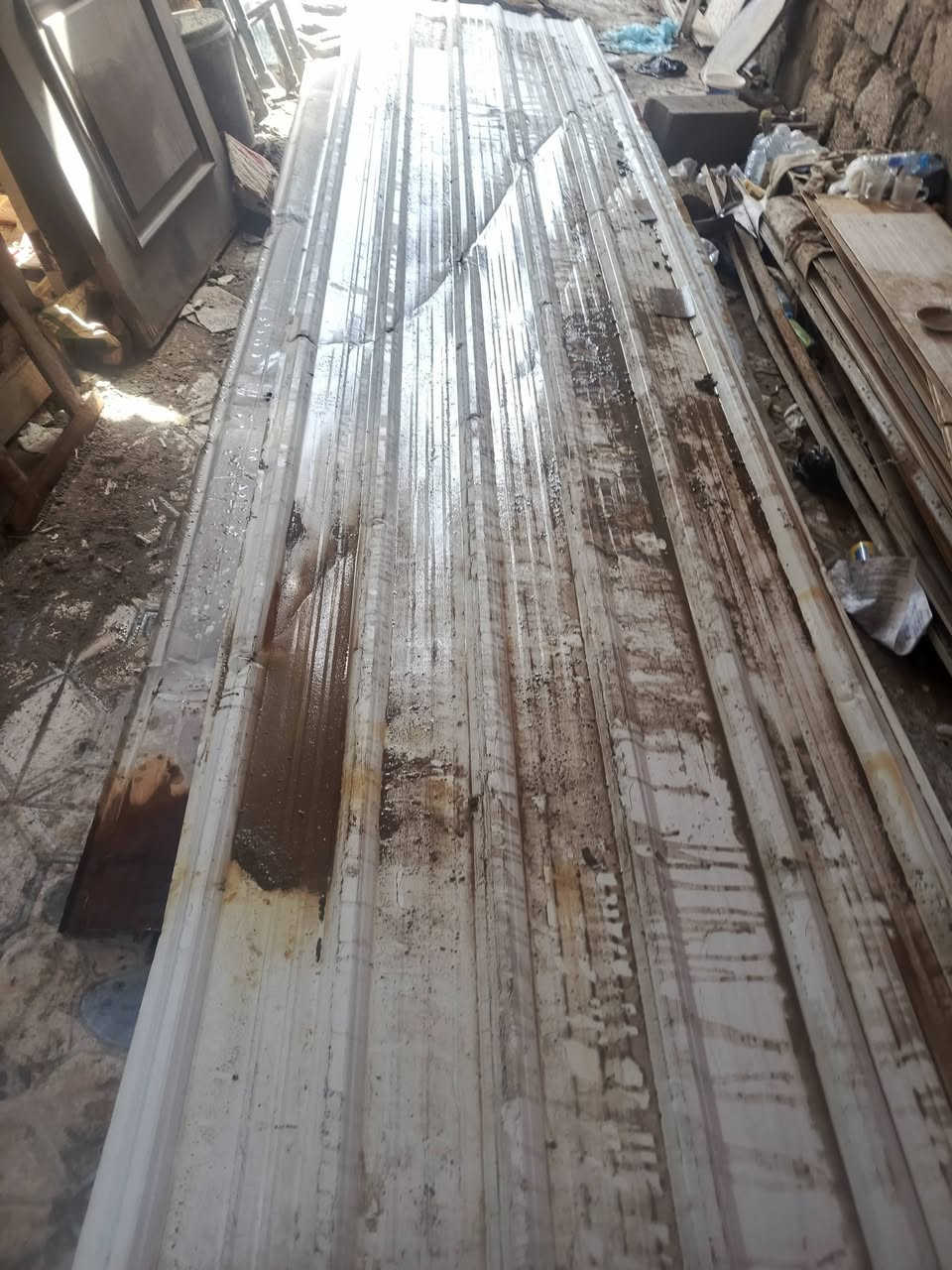 السلام عليكم

للبييع  جينكو  عدد 15  قطعه  نوعيه ثقيل
الطول  6 متر  و  5  متر  السعر  15 الف قفل
العنوان البصره القبله حي الشهداء  ***********
