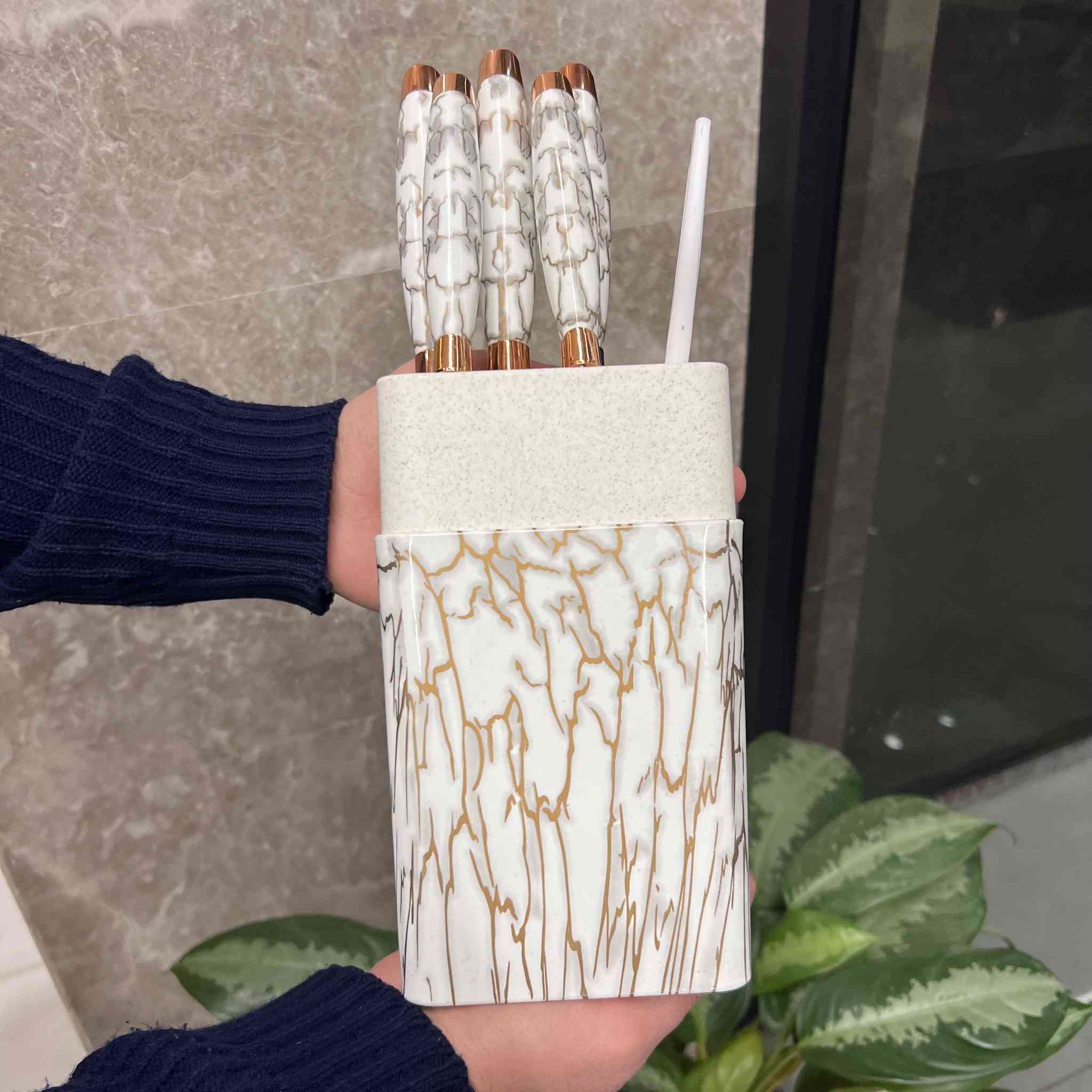 طقم سكاكين مطبخ EREASTHQS – 7 قطع بطبقة مانعة للالتصاق مع حامل أكريليك 
رابط المتجر •https://rolemall.com/?strung=1KoYksQgootquality12469


**إذا كنت صاحب هذا الإعلان وتريد حذفه لأي سبب، رجاءا أرسل رسالة إلى الدعم الفني**