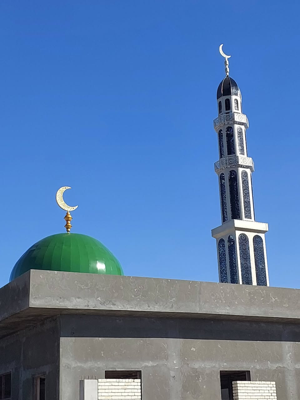 مجموعة اعمال @معمل حداده البركه كافة اعمال الحديديه منارات سقايف ابواب شبابيك محجرات
***********
***********

