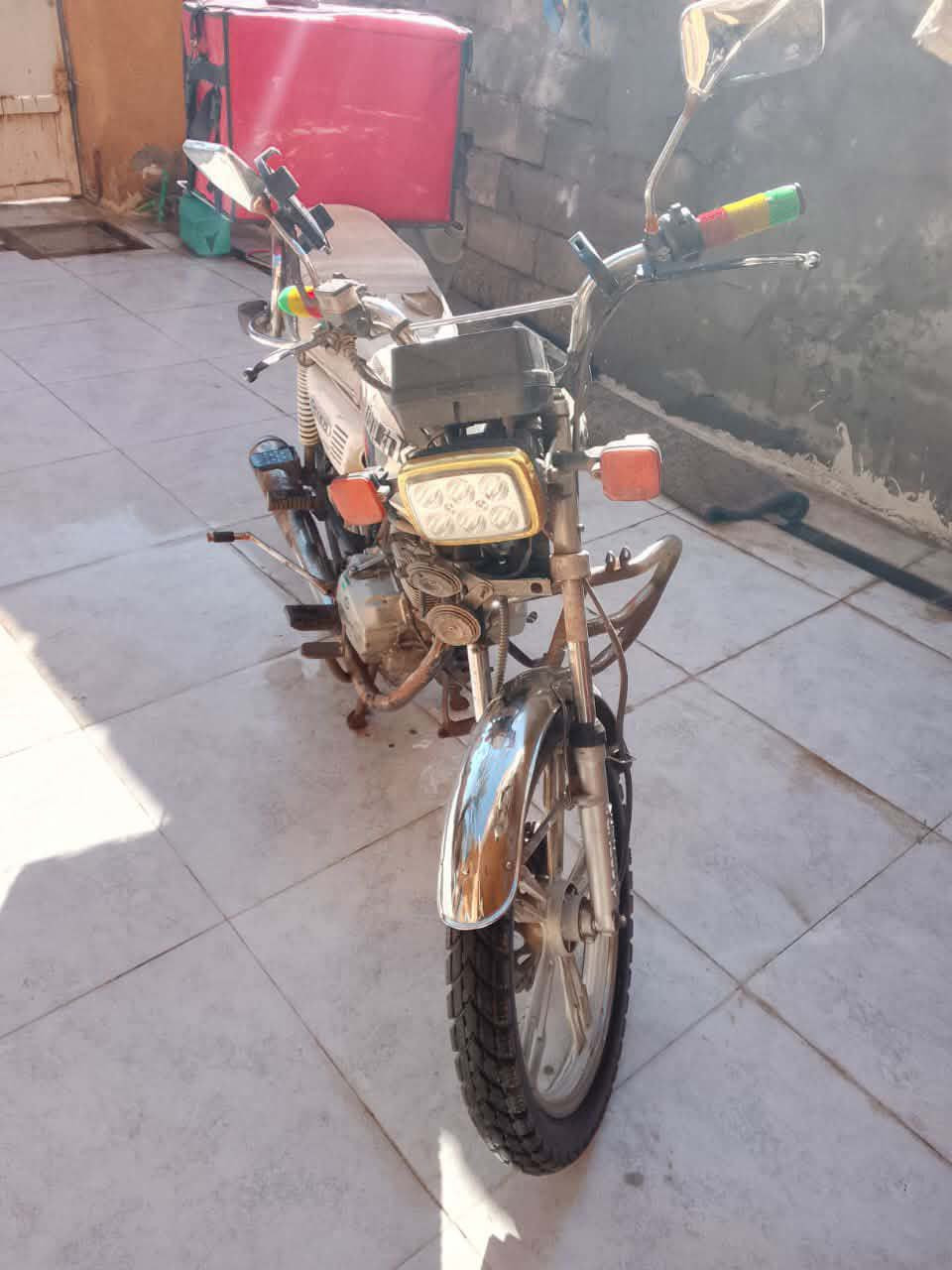 ايراني 5 گير نضافة بلصور بس ويل بدلت خلفي صار لونة احمر دهن كل اسبوع تبديل كلشي كامل بيها تشتغل نگرة سلف قيم وخذ


**إذا كنت صاحب هذا الإعلان وتريد حذفه لأي سبب، رجاءا أرسل رسالة إلى الدعم الفني**