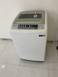 للبيع غساله دنكه اوتماتيك غسالة شغاله وحلوه وبحاله ممتازه تغسل وتنشف ر...
