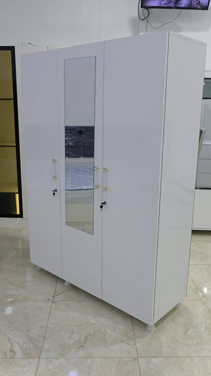 ✨ عرض مميز من معرض جودي للأثاث ✨
كنتور ملابس 3 أبواب بتصميم عملي وأنيق
مصنوعة من خشب MDF كامل
✨ مرآة مدمجة
🧥 رفوف واسعة + مكان مخصص للتعليق
🎨 لون أبيض يناسب جميع الديكورات
💰 السعر: 100 دولار فقط
📍 دهوك – مالطا
📞 0750767697
--------------------
#معرض_جودي_بدهوك 
🪑 أثاث تركي فاخر
غرف نوم – غرف جلوس – غرف شباب – طاولات – كنتور – أسفنج عالي الجودة
✅ عروض مميزة وأسعار تنافسية
📌 ناونیشان:
⛔مالطا خاری-فرعی ئکی به ری سیناعی- به مبه ری مه دره سه (مالتاژئری)
📌 العنوان:
دهوك – مالطا القديم – أول فرع قبل صناعة تصليح السيارات – مقابل مدرسة الابتدائية
(قريب من مطعم مالطا – كونديه مالطا – خارنگه ها مالتا)
#دهوكا_رنكين #موصل #خزائن_ملابس #اثاث_منزلي زاخو


**إذا كنت صاحب هذا الإعلان وتريد حذفه لأي سبب، رجاءا أرسل رسالة إلى الدعم الفني**