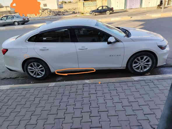 مكلف بلنشر ماليبو كلين بدون صبغ بدون ايرباك
فقط دعاميه مبدل وشبر بارد فوك التايرات الخلفي 
موديل 2018 رقم كركوك تحويل مباشر 
اللون أبيض
مواصفات LT سرعه 160 مو 140 
حجم المحرك 15 تيربو
كير AT المرغوب
ماشيه 118 الف ميل 
حساس تاير عدد 2 ومبخره والباقي فول الفول
كشن كهربائي 
مكاني صلاح الدين بيجي 
*********** السعر 110 وبيها مجال
