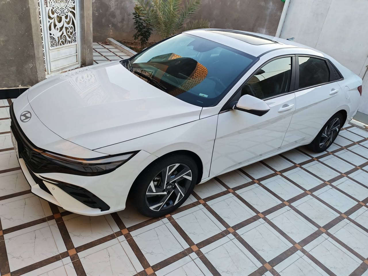 النتره 24 فول مواصفات فئة المتد مكفوله من التبديل ماشيه 18 مرقم شهداء ذي قار سنتين وتصير حره بسم ولد شاب مستعد يسوي وكاله شوكت ما تريد سعره 165 ورقه  كلشي واضح بالمنشور الاستفسار ***********
