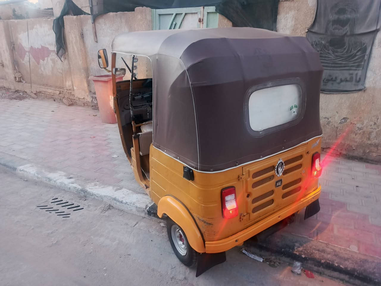 تكتك للبيع اوراق اصولي موديل 2020 تجفيت شركه ومعمره كبل للشارع مكاني طويريج ***********
