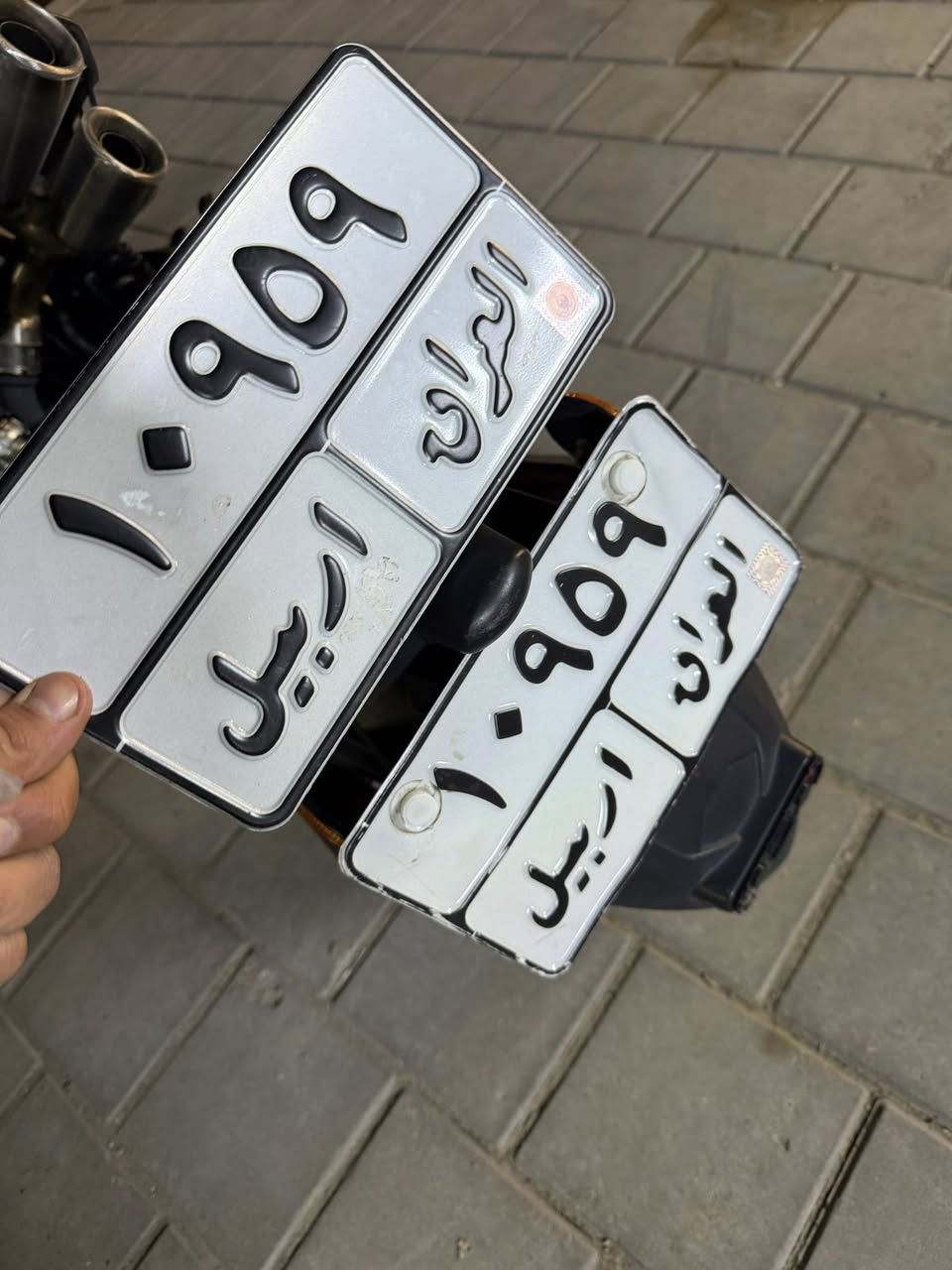 دراجه بنلي 135 الموديل 2025 مرقم أربيل سنويه  باسم الشركه ماشيه 4000 دبل سويج ورقه الشراء والكتلوك ودفتر ضمان دهن وفلتر بل شركه اصلي وبانزين محسن الدراجه جديده ومكفوله مكاني بغداد قرب جامع النداء اي استفسار خاص مفتوح واتس آب ايضا ***********
