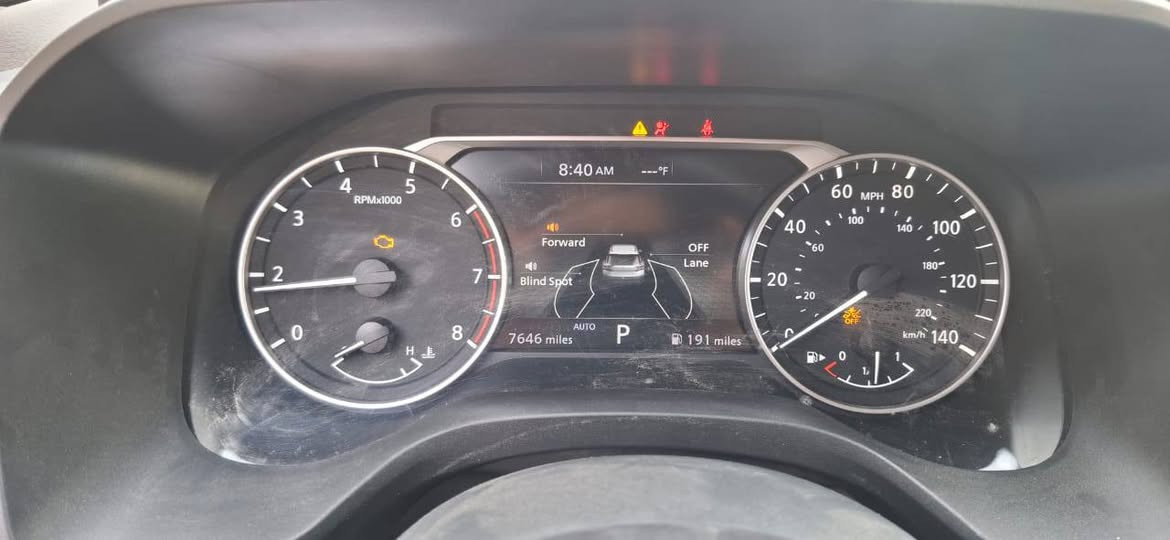 السلام عليكم نيسان روج2023 دخول جديد بدون رقم مواصفات SV دفع رباعي كشنات جلد مكينه 3 سلندر سياره حادثة حلو فقط بنيد ماشيه 7 ميل فقط سعر 140 وبيها مجال مكان الناصريه مركز رقم الهاتف*********** البصرة, العراق
