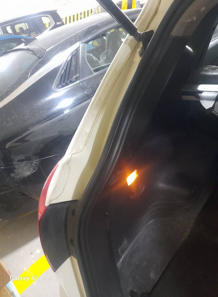 سيارة توسان خليجي الشركة العامة بيضاء رقم بغداد كامل مواصفات بنروما باسمي موديل ١٣ رقم الموبايل *********** ابو حسن يوجد واتساب الكرادة كير محرك مكفول الكشري طخة بسيطة بغداد, العراق
