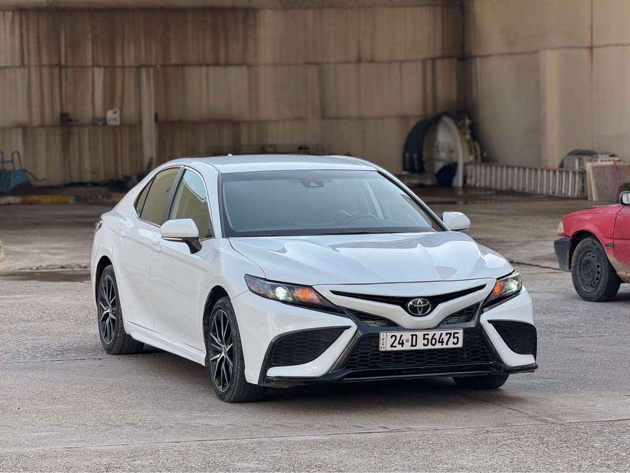 Toyota Camry SE 2023 كامري ✔️

جملغ و باب جهة السكن صبغ و راس شاصي شوي بخ
ارباكات طاك راجع بلادي شركة
رقم الشاصي بالصور، حادثها حلو فقط ضربة بالتاير 
مرقم جاهز بدون مصرف 💯

سعر 🔥 188 و مجال 
مكان عقرة "ئاكرئ"
واتس اب و كورك *********** اكر, نينوى
