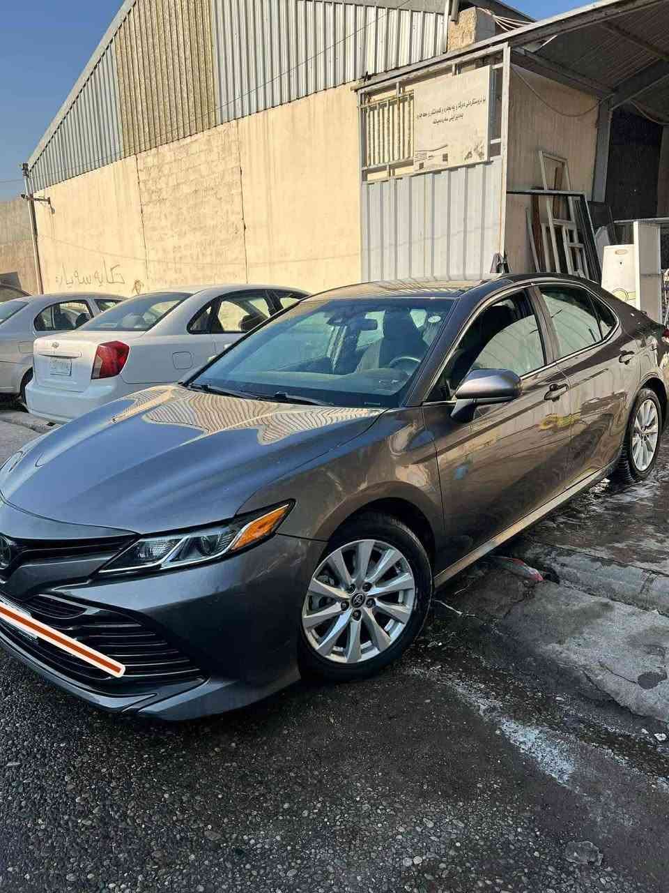 سلام عليكم من رخصة الادمن المحترم
كامري SE 2018 
ماشية 104الف
حادث: 
باب الامامي و الخلفي والجاملغ اليسار مبدل بلادي 
ربع بونيد صبغ 
ايرباك اليمين فقط طاگ الباقي كله سليم وبشرط
سياره بدون دواخل بدون ايرباك كله بشرط 
رقم وهزة جديد 
رقم اربيل 
تحويل ثاني يوم 
مكاني اربيل 
السعر 150$ واكو مجال
***********
