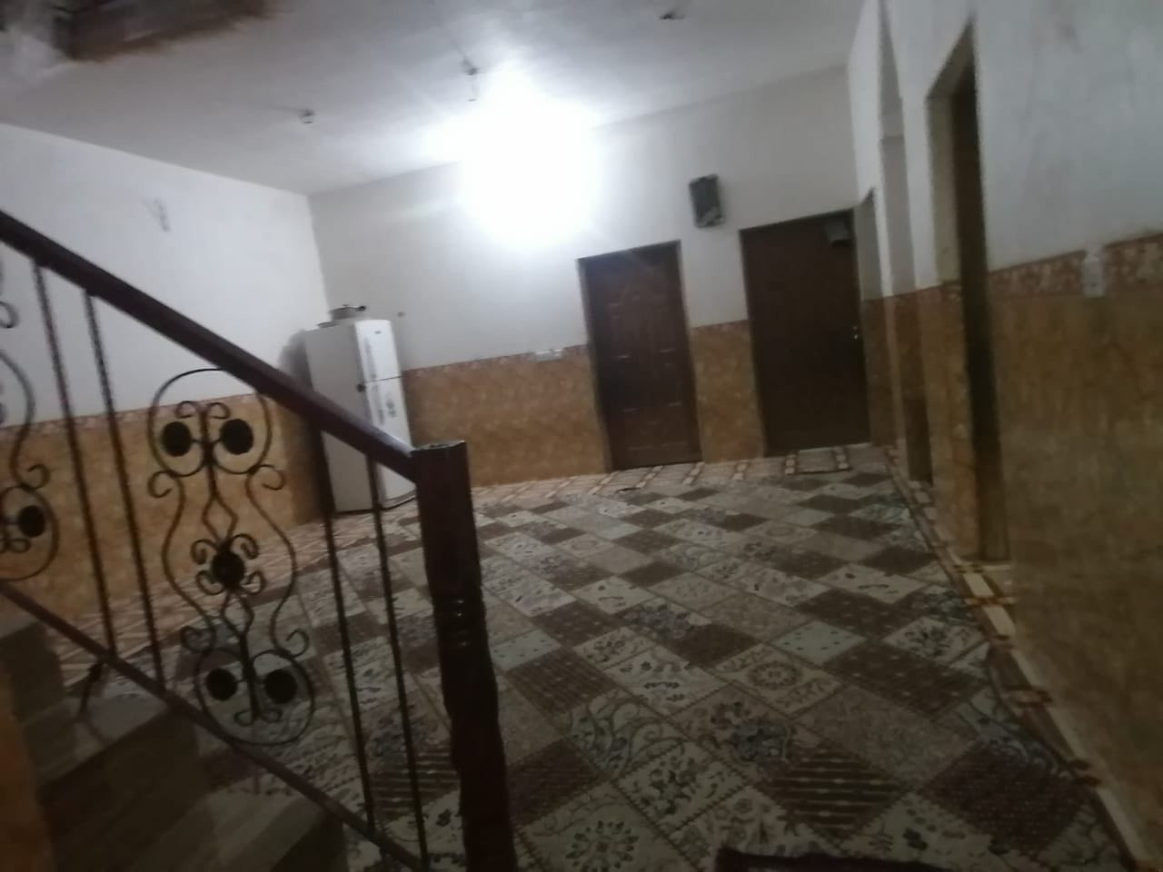 دار 300م واجه 10نزال 30قرب جامع المغيث بيع سريع 
***********
