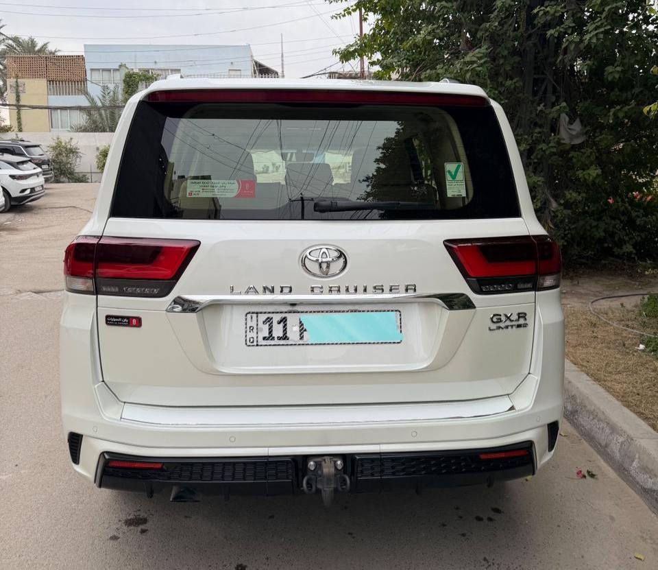 تويوتا لاندكروز GXR فول مواصفات Limited 2023 ساز ماشية 34 الف كم مكفولة كفالة عامة رقم بغداد باسمي فول فول مواصفات

🟪 السعر  :: الطلب في التعليقات ويوصلك مباشرة ✍️ 📩

3 شاشات
نظام صوتي 2 سماعات
4 كامرات
3 مرايا تعتيم ذاتي مع مرايا قلاب
صندوق كهرباء
كراسي كهرباء
كشنات جلد
شاحن لاسلكي
تبريد كشنات
بصمة دخول 4 ابواب

رقم صاحب السيارة 
***********
