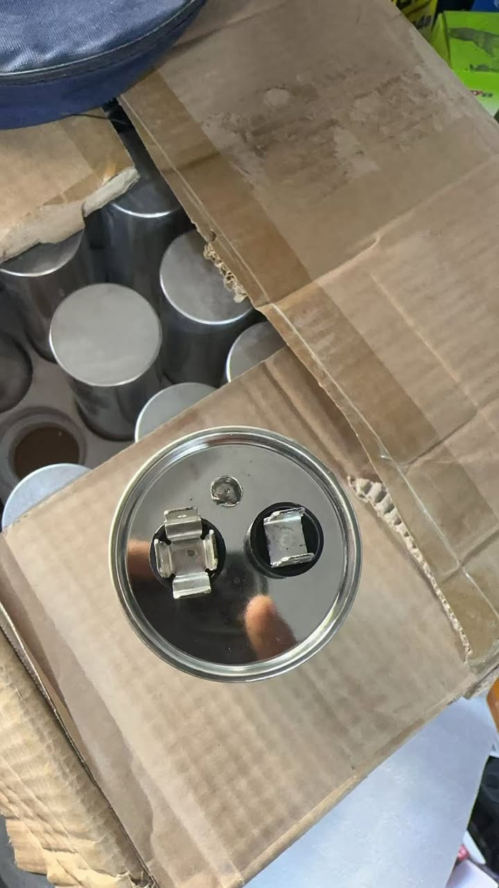 كبستر٦٠  UF   اصلي نفس الي يجي بالجهاز
كارتون بيه ٥٠ قطعه سعر الكارتون160 الف
يوجد توصيل سريع لجميع محافظات عراق


**إذا كنت صاحب هذا الإعلان وتريد حذفه لأي سبب، رجاءا أرسل رسالة إلى الدعم الفني**