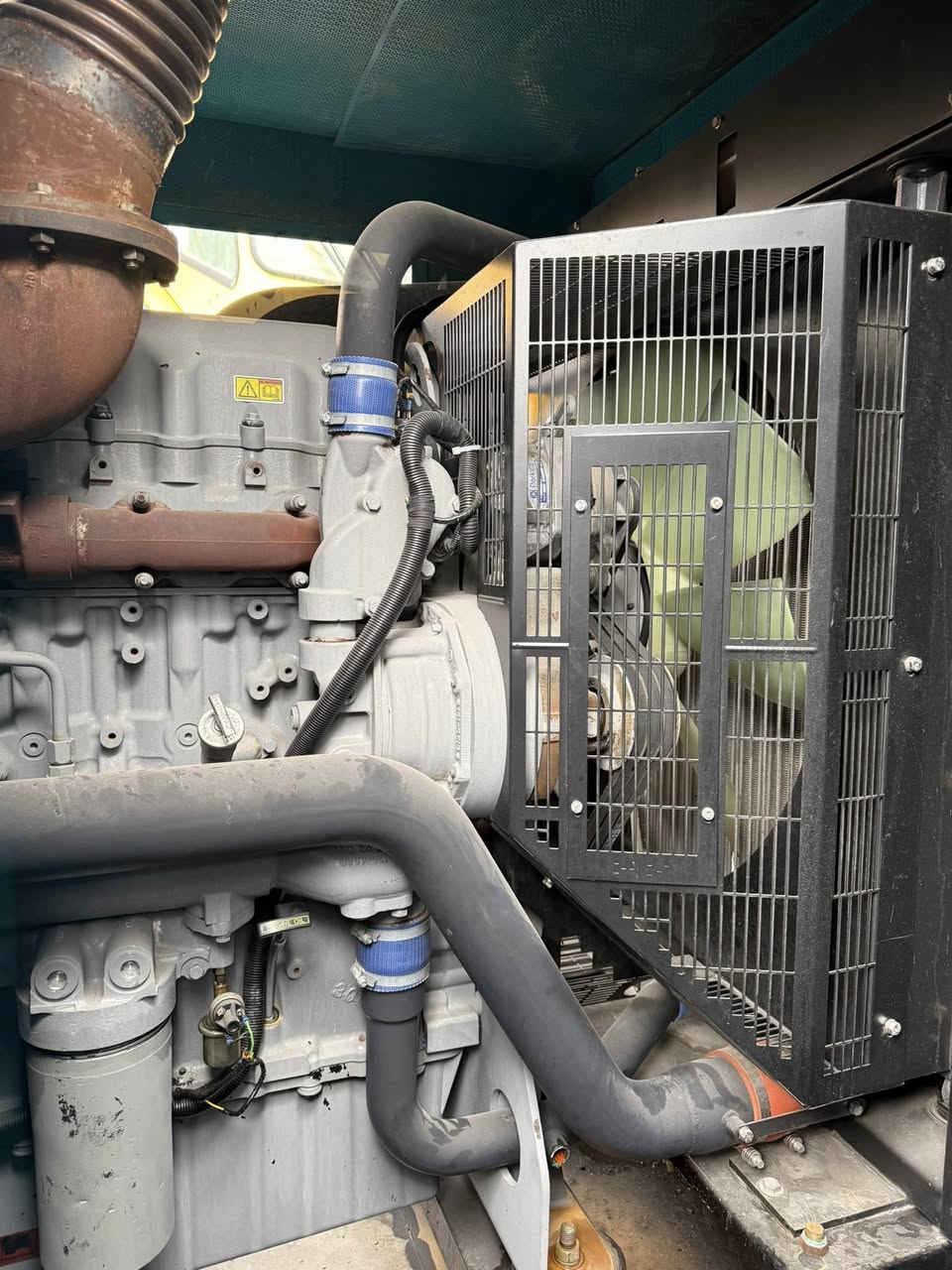 سلام عليكم
للبيع مولده بيركنز حجم (2300)
ستندر ما مفتوح بلادي انگليزي 
لوري سمر  بلادي (450) كيفي 
سا عا ت حمل (400) ⏰⏰
العنوان أربيل // استفسار واتساب 
*********** / ***********
توصيل لجميع محافظات العراق موجود🚛
