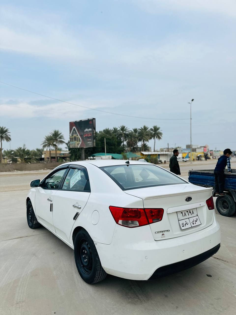 سيراتوا موديل ١٣ خليجيه رقم دهوك تحويل وكاله بيها رش بصفحتها كير محرك حداديه تخم تاير جاهزه السعر٨٨ وبيها مجال قليل مكان السياره بابل الحمزه الغربي
***********
